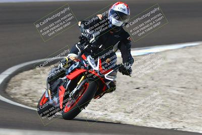 media/Sep-21-2025-TrackDaz (Sun) [[277c75b276]]/A Group/12pm (Turn 2)/